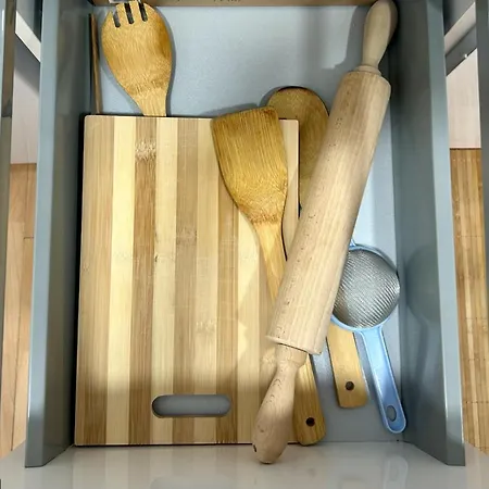 2 Min Dalla Loft Terrazza Casa Gialla Lägenhet