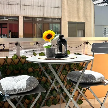 2 Min Dalla Loft Terrazza Casa Gialla Лас-Пальмас-де-Гран-Канария