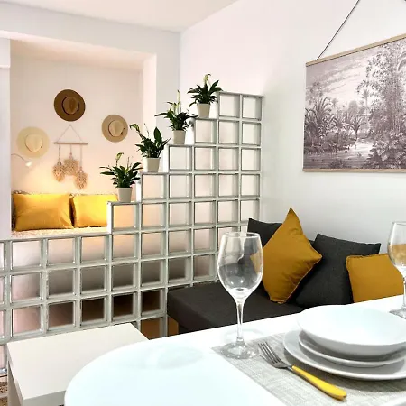 Апартаменты 2 Min Dalla Loft Terrazza Casa Gialla